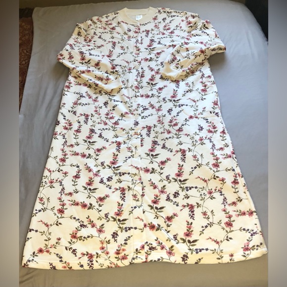 Blair Intimates & Sleepwear Blair Fleece Front Snap Floral Print